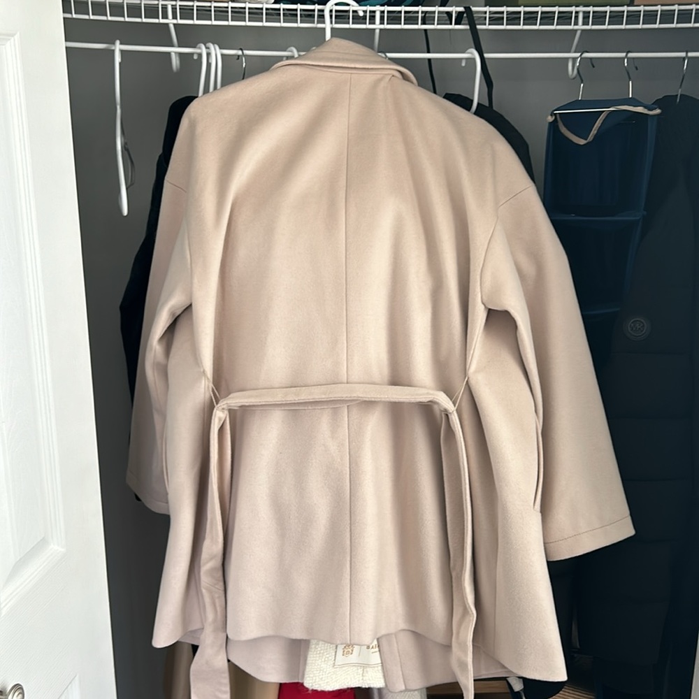 Beige wool jacket! In perfect condition - Picture 4 of 4